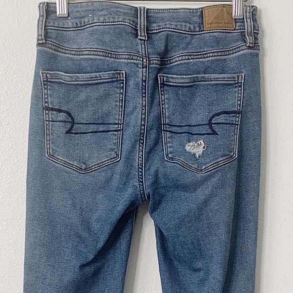 American Eagle Next Level Stretch Hi-Rise Distressed Jegging - Picture 3 of 5